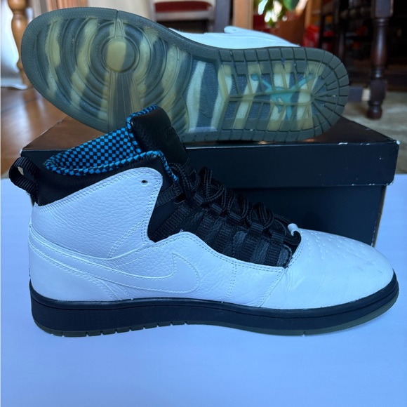 Nike Air Jordan 1 Retro ‘94 Men’s Size 10.5 - Picture 4 of 10